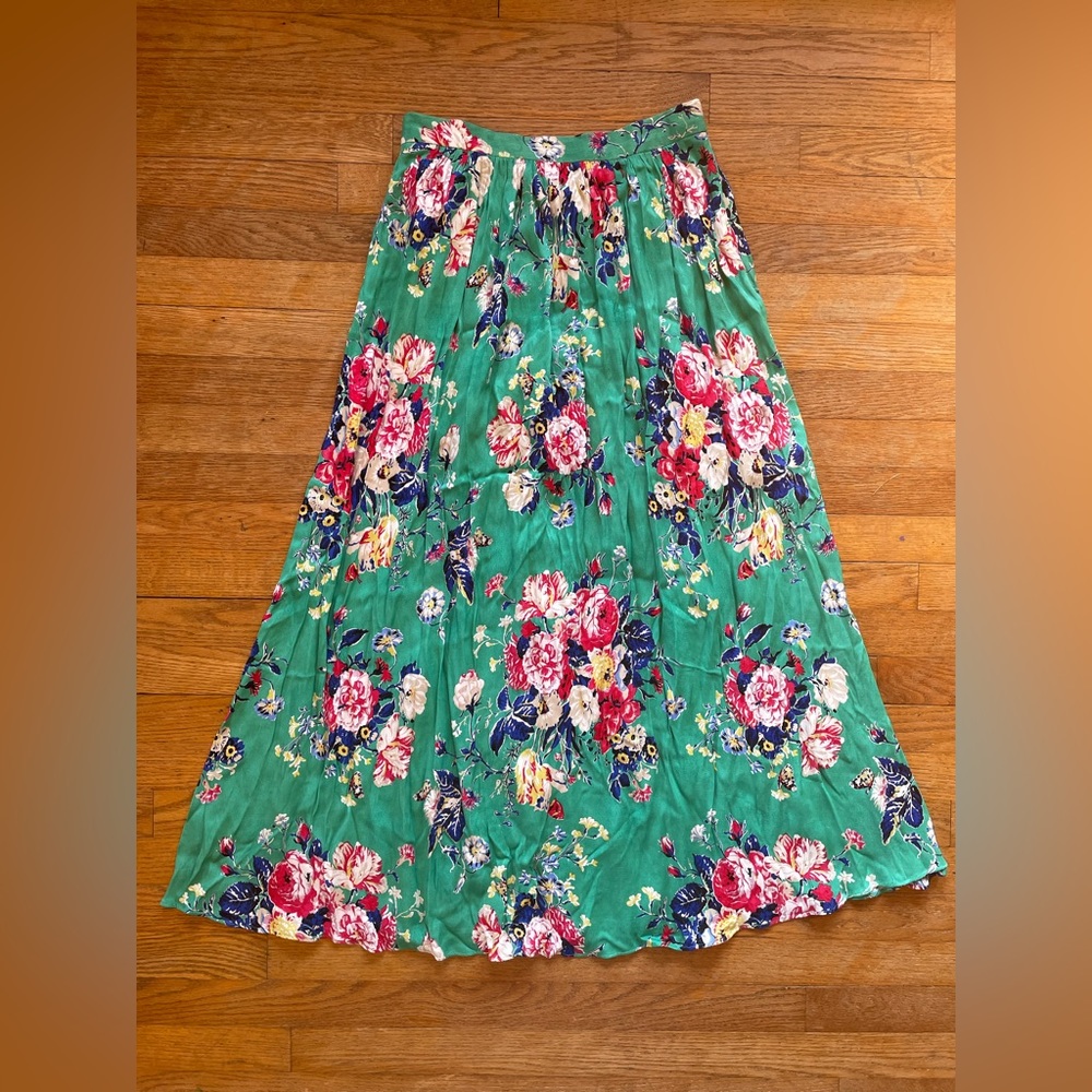 Green floral print Maeve by Anthropologie 100% Viscose summer spring skirt M